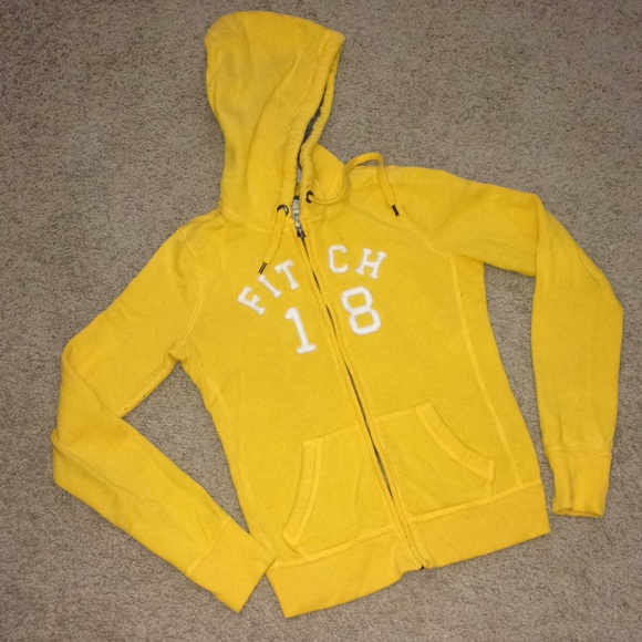 Abercrombie & Fitch Sweaters - Abercrombie & Fitch Sweater